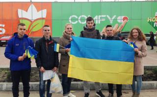Молоді кам’янчани взяли участь в акції «Прапори догори»